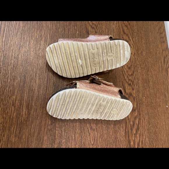 Toddler Sandals - Picture 2 of 2